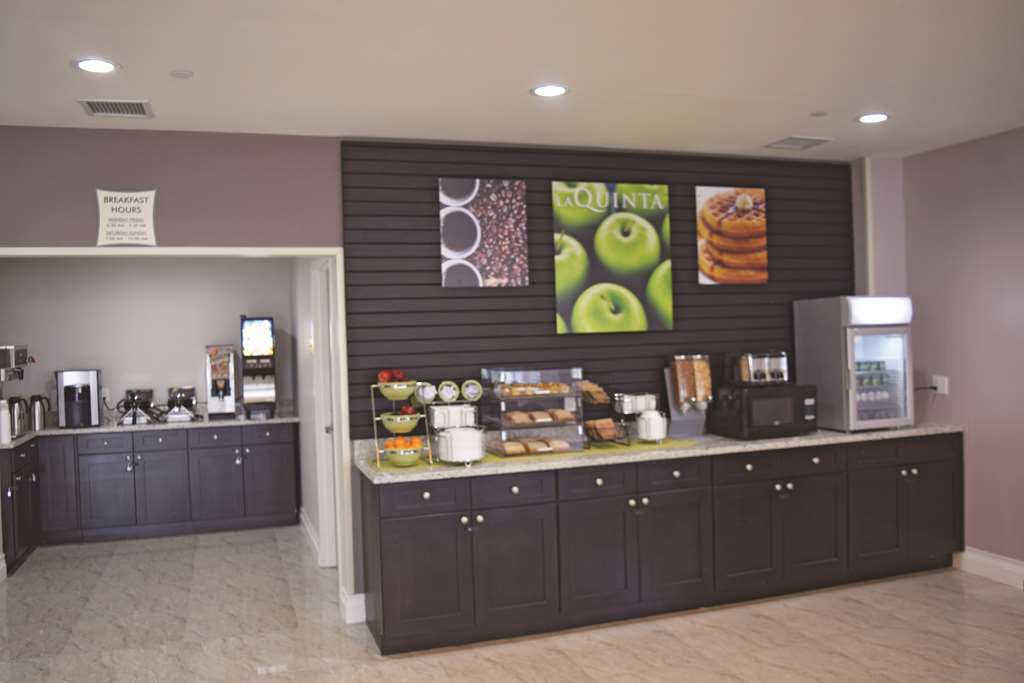 La Quinta Inn & Suites Far Rockaway - Beach Hotel New York Facilități foto